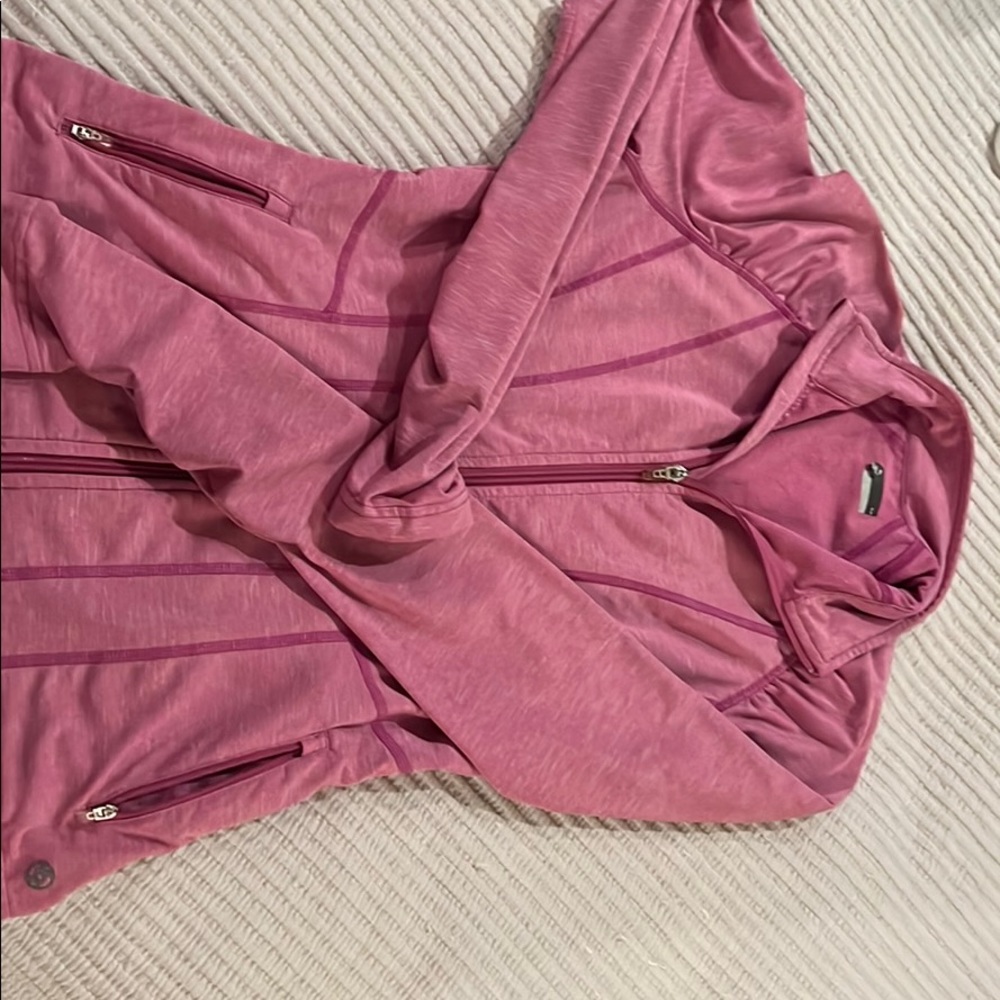 Lija pink zip up athletic top